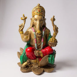 Elegant Lord Ganesha Statue