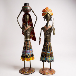 Handcrafted Tribal Couple Figurine – Folk Art Style